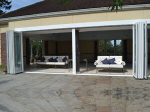 puertas paneles independientes hogar con vista alinterior