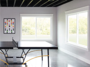 Ventana Oscilobatiente cuarto de juegos