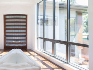 Ventana proyectante sala hogar