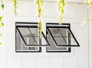 ventana proyectante hogar, ventanas abiertas